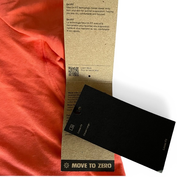 Nike Dri-Fit Crop Top Womens - Picture 2 of 5